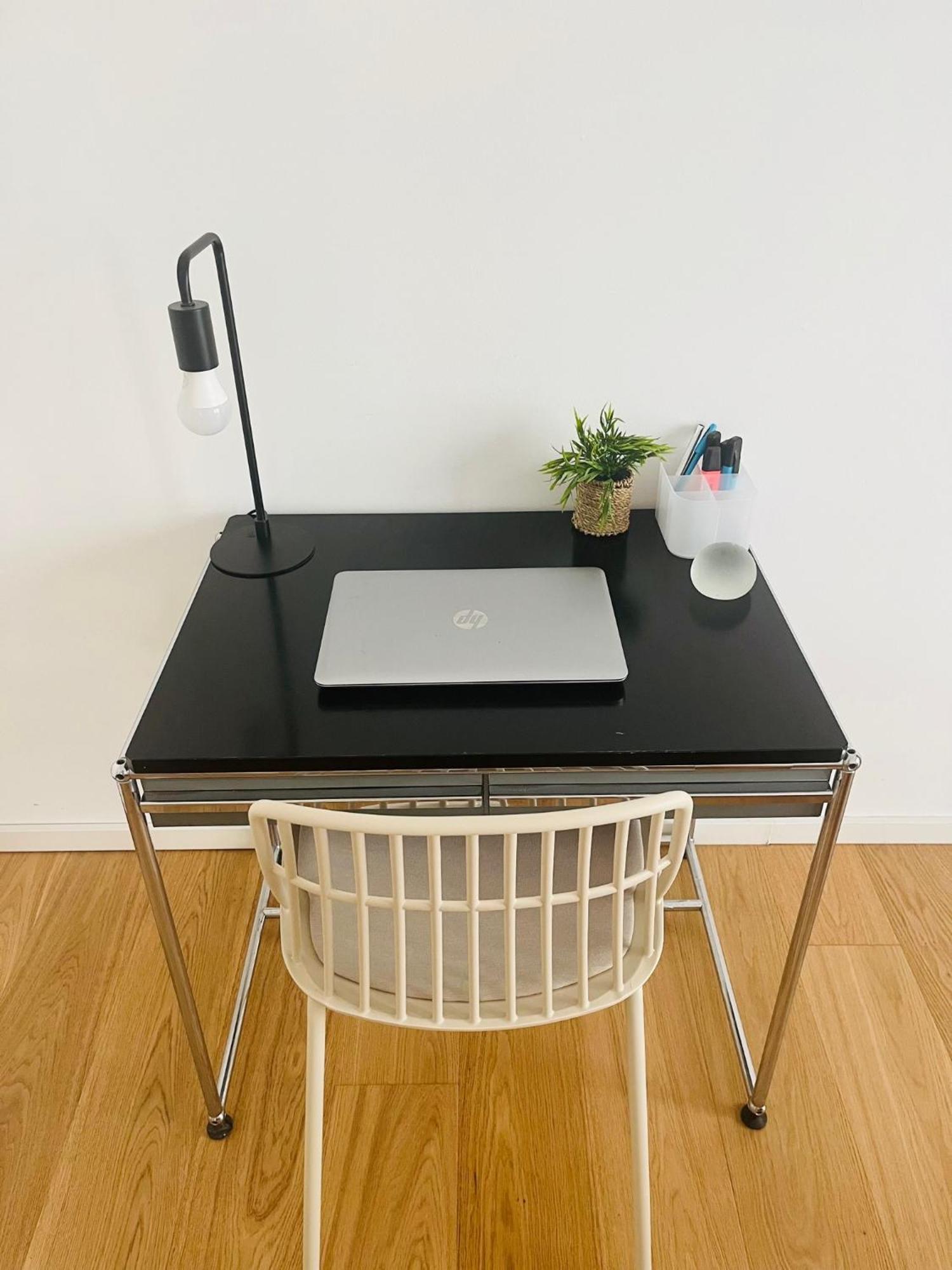 Alloggio in famiglia Mitte: Modern Bedroom / Ensuite Bath Berlino